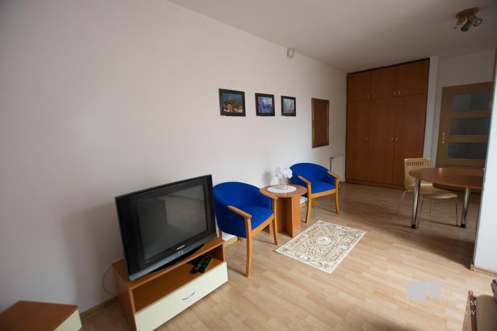 Kulturne Centrum Бардеёв Экстерьер фото